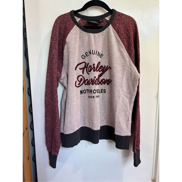 Harley-Davidson Tops - Harley Davidson Genuine Motorclothes Woman’s Crewneck Woman’s Size Large
